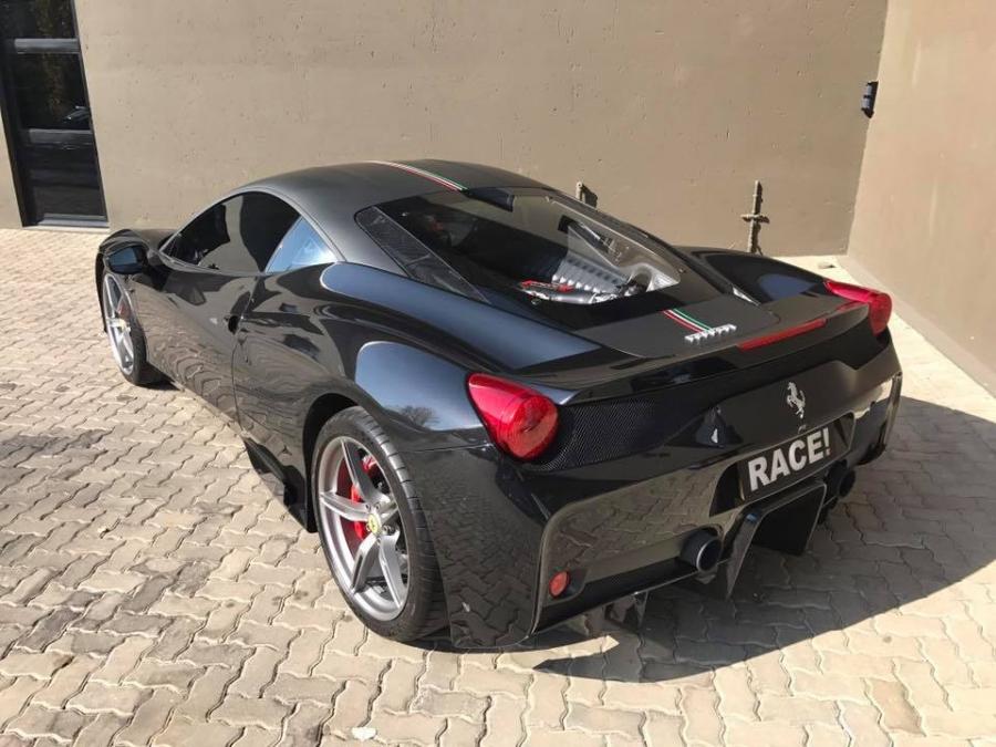  Ferrari 458 Speciale Black by RACE! 2017 года  (фото 2 из 5)